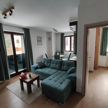 Akva Apartment *